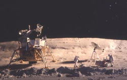 Apollo 12 - Model Shot of base